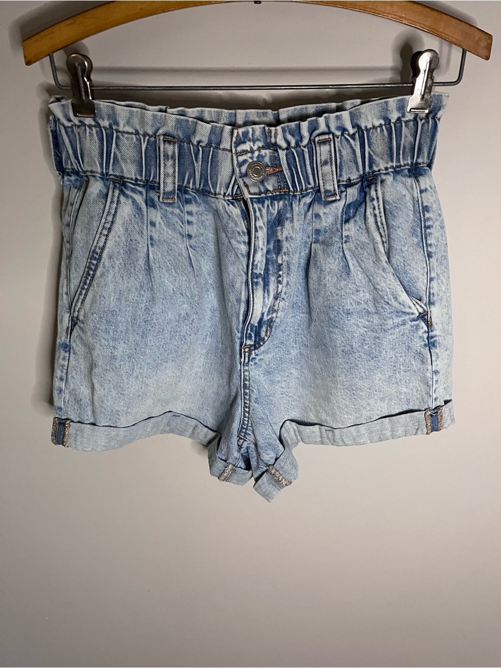 Aeropostale Mom Shorts Light Wash Paperbag Waist Denim Blue‎ Cuffed Size 4